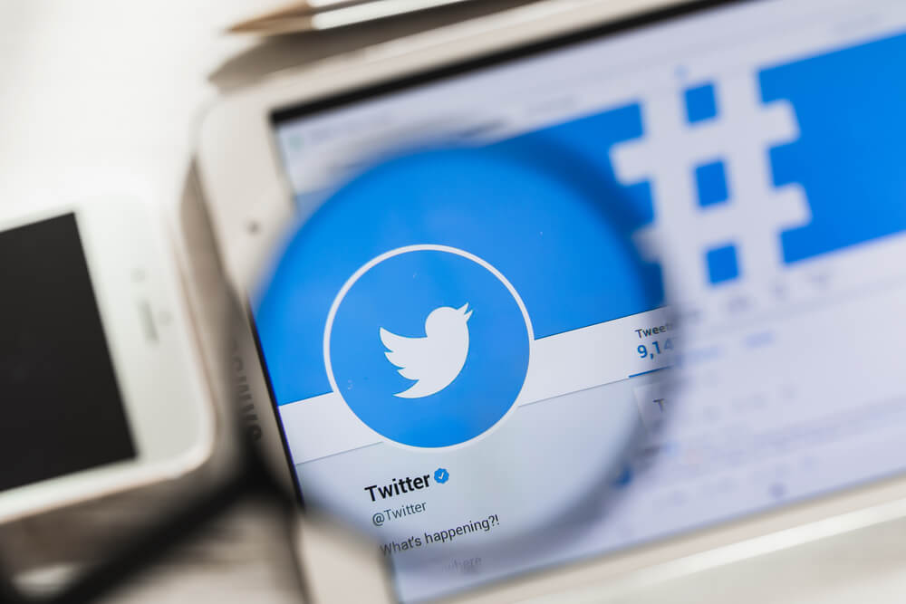 How Can Twitter Chats Help Small Boutique Properties?